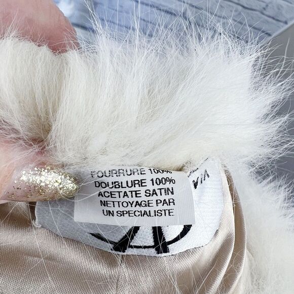 Via Couture White Rabbit Fox Fur Pom Pom Scarf Collar OS - Picture 5 of 8